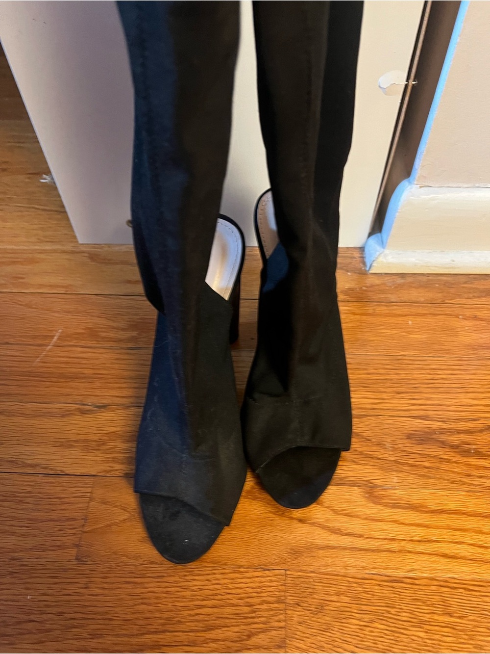 Women’s over the knee boots - Picture 3 of 5